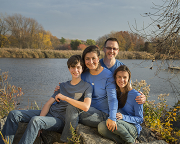 Outdoor family portrait photography Bergen County NJ